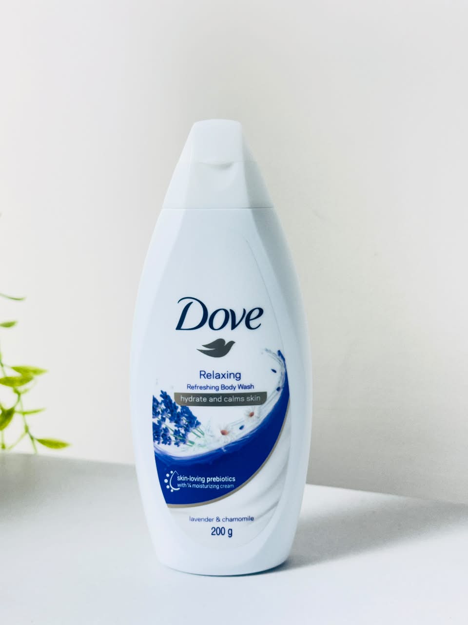 Dove Relaxing Body Wash Dove Relaxing Refreshing Body Wash 200g - Image 1
